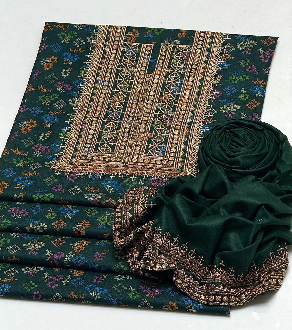 FNF-03 EMBORIDER KHADDAR 2PC